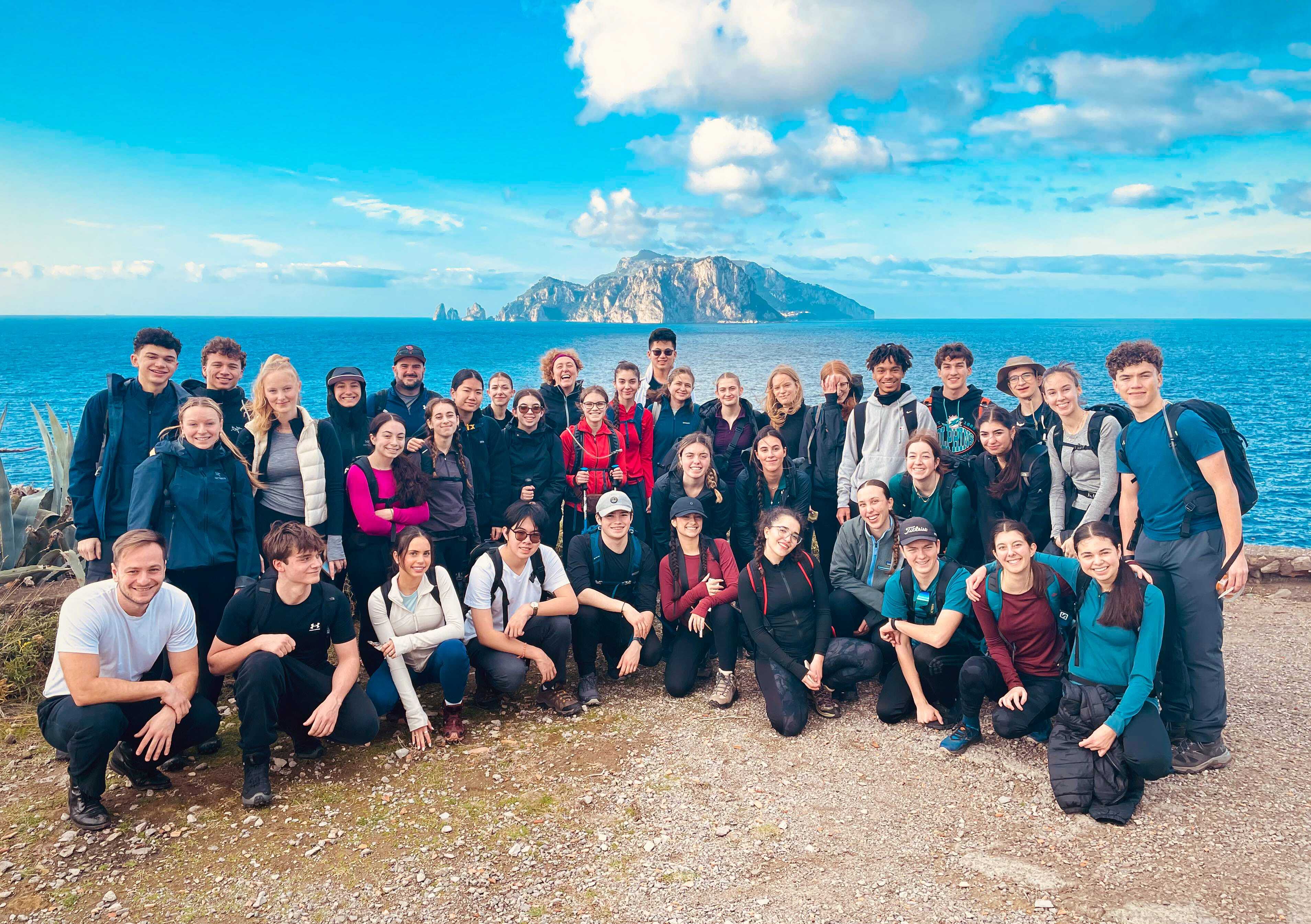 Éducatours-Page Accueil-Photo de groupe en voyage-Grèce